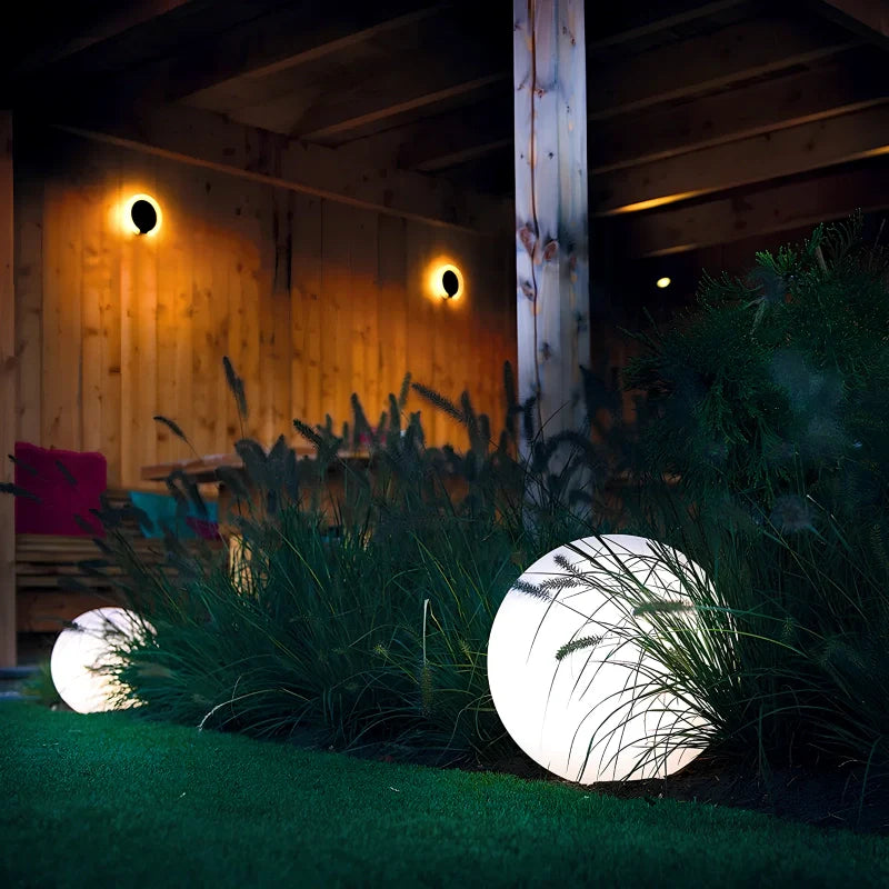 LunaSphere Gartenleuchte | LED Kugel Licht mit Farbwechsel & Fernbedienung