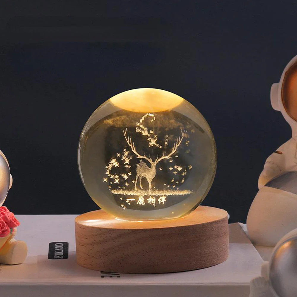 Celestara Kristall Lampe | 3D Planetenlampe mit LED & Holzsockel