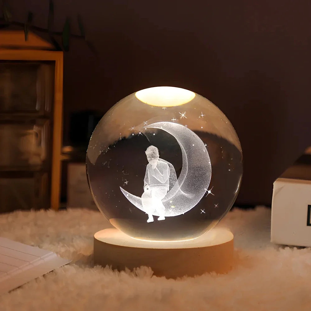 Celestara Kristall Lampe | 3D Planetenlampe mit LED & Holzsockel
