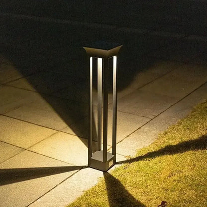 LumaPillar Außenleuchte | Solar LED Säule aus Aluminium mit Sensor