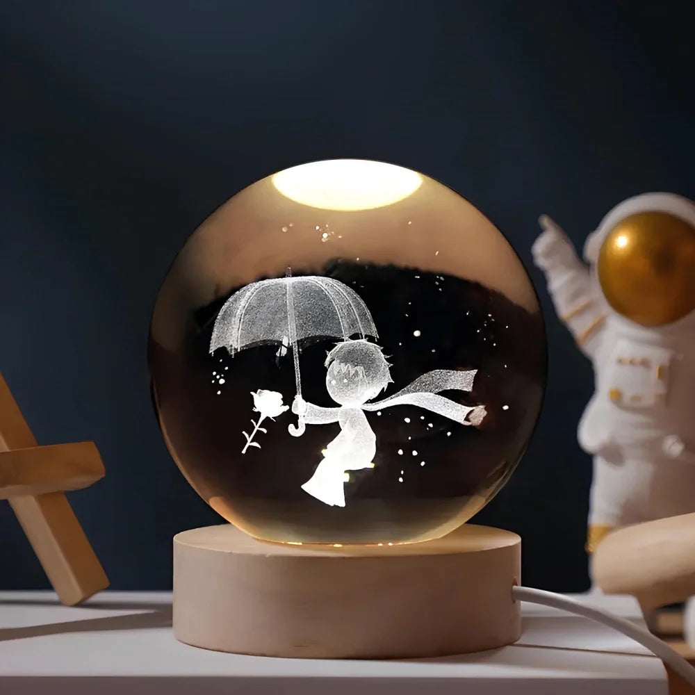 Celestara Kristall Lampe | 3D Planetenlampe mit LED & Holzsockel