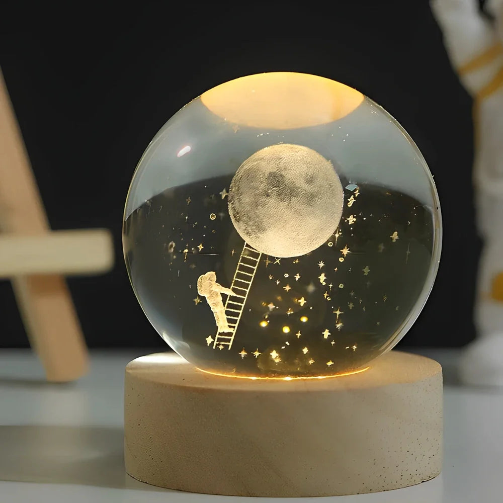 Celestara Kristall Lampe | 3D Planetenlampe mit LED & Holzsockel