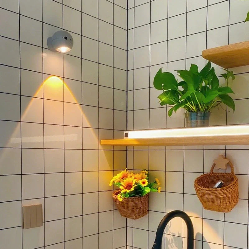 Lunarisa Drehlicht | 360° LED Strahler mit Magnet & Timer