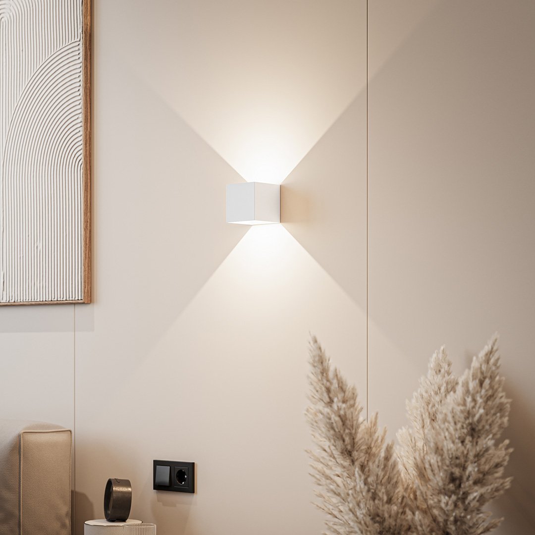 Applique Murale Kyroven | LED 6W 2700K Dimmable | IP54 Filaire / Batterie à Volets 4 Directions