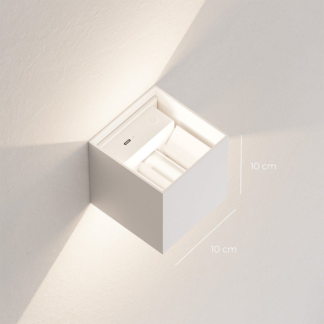 Applique Murale Kyroven | LED 6W 2700K Dimmable | IP54 Filaire / Batterie à Volets 4 Directions