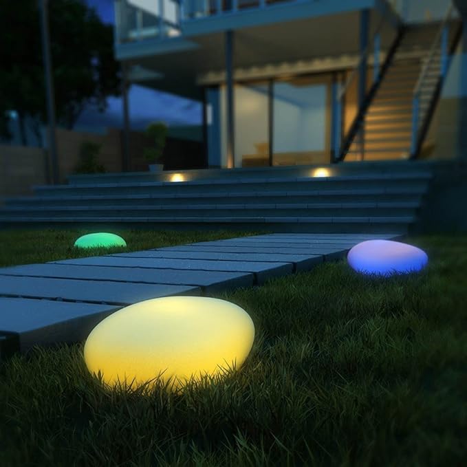 LumaStone Gartenleuchte | LED Solar Kugellampe mit Farbwechsel