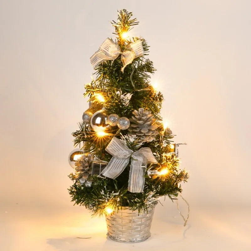 Winterglanz Mini Tanne | Handgemachter LED Weihnachtsbaum mit Deko
