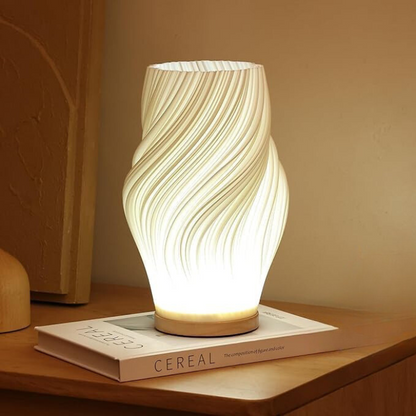 AuroraWave Tischlampe | Moderne LED Lampe aus Holz