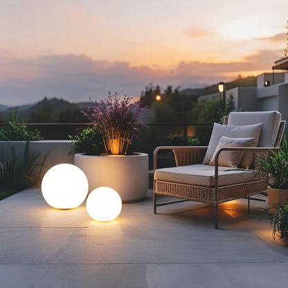 LunaSphere Gartenleuchte | LED Kugel Licht mit Farbwechsel & Fernbedienung