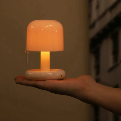 LiviaMini Sonnenuntergangslicht | Tragbare LED Lampe dimmbar mit warmem Licht