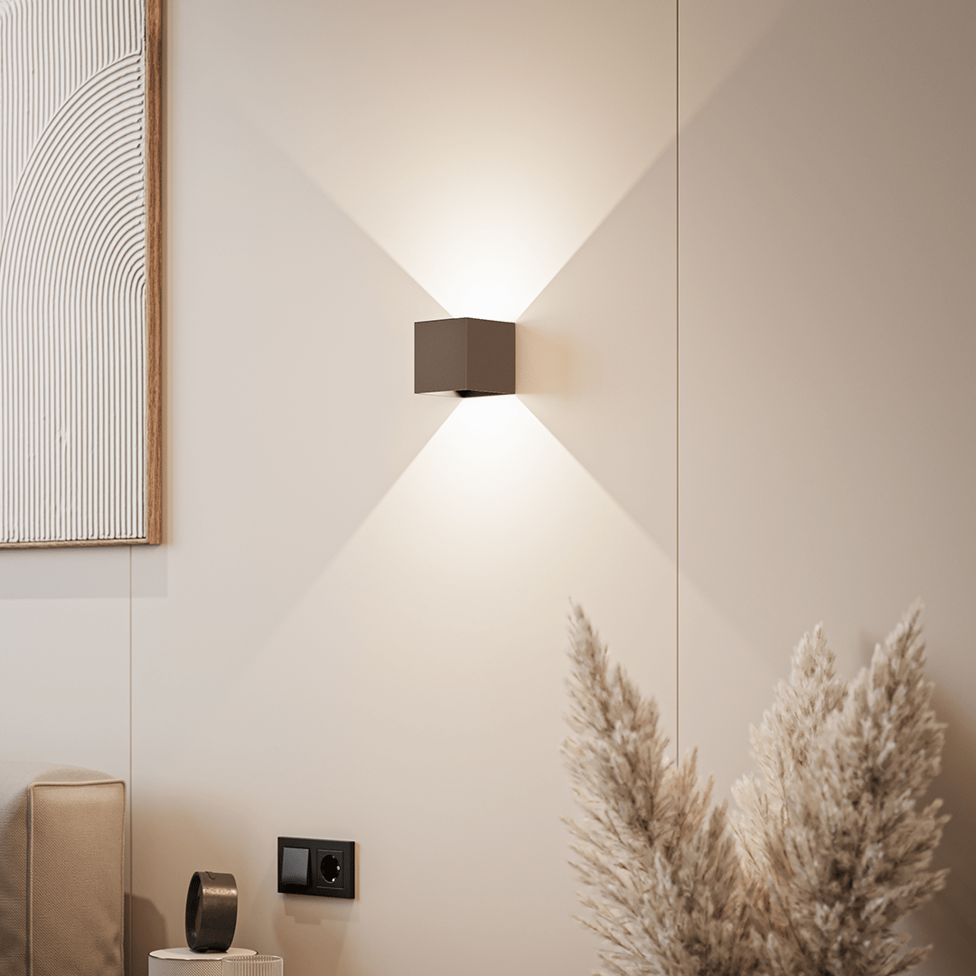 Applique Murale Kyroven | LED 6W 2700K Dimmable | IP54 Filaire / Batterie à Volets 4 Directions