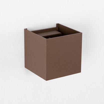 Applique Murale Kyroven | LED 6W 2700K Dimmable | IP54 Filaire / Batterie à Volets 4 Directions