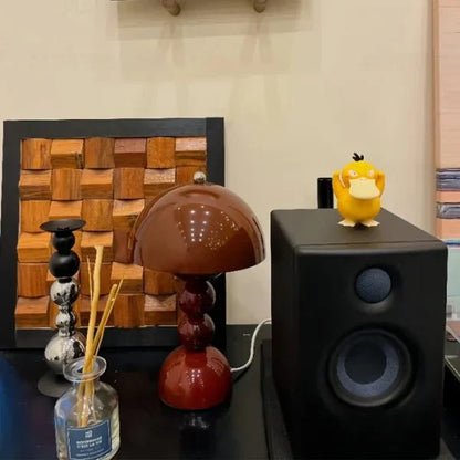 FleurNord Tischlampe | Nordic LED Lampe im Macaron Stil mit Farbakzenten