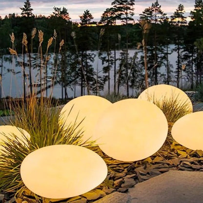 LumaStone Gartenleuchte | LED Solar Kugellampe mit Farbwechsel